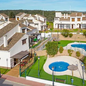  Сasa de vacaciones En Sierramagna, Piscina Abierta